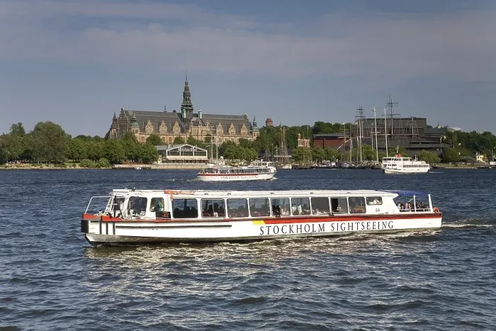 Framed Print : Stockholm Sightseeing boats, Vasa Museum