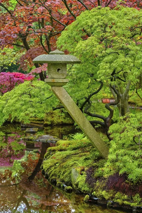 Framed Print : Stone lantern in Japanese garden