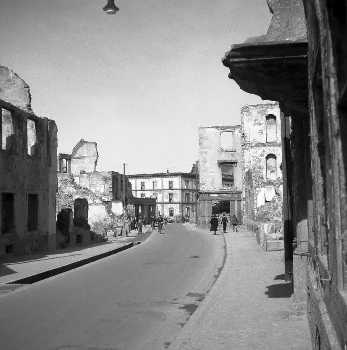 Framed Print : A street along destroyed buildings in Freiburg Framed Print : A street along destroyed buildings in Freiburg