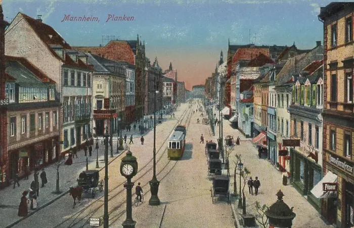 Framed Print : Street Planken in Mannheim, Baden-Wuerttemberg