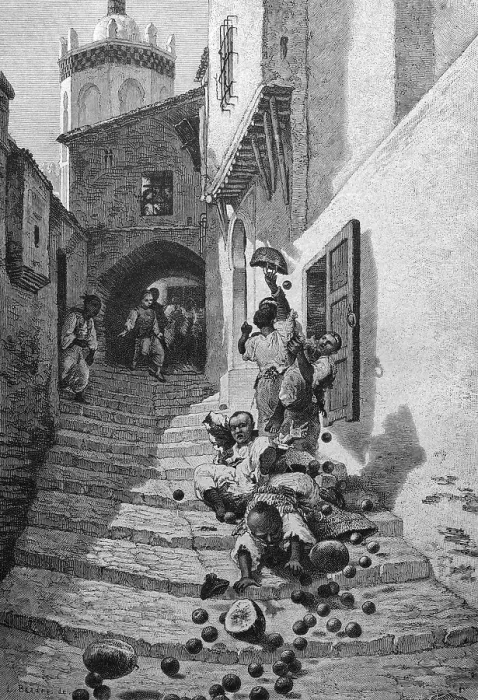 Framed Print : Street scene in Algiers, Algeria