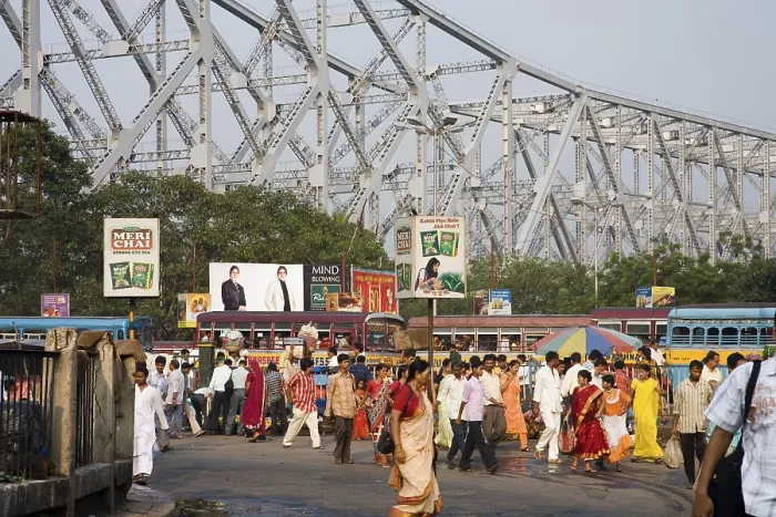 Framed Print : Street Scene, Howrah Bridge now Rabindra Setu over River Hooghly