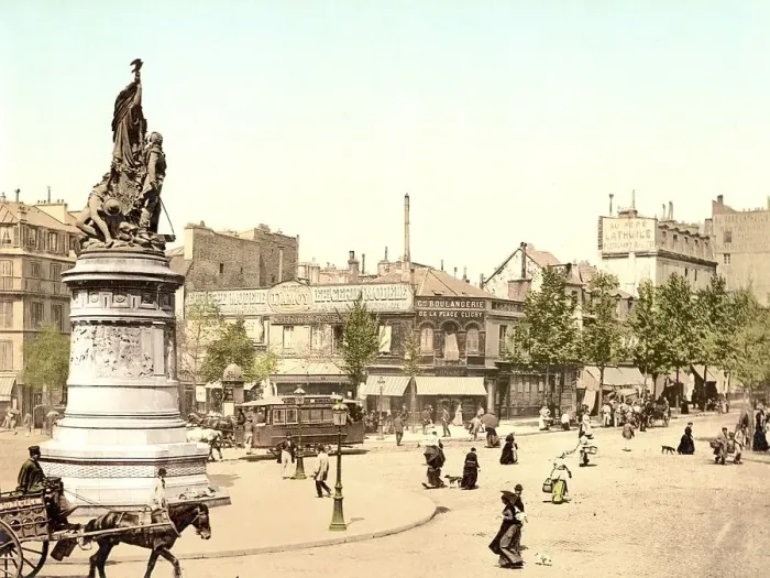 Framed Print : Street scene and monument, Place Clichy
