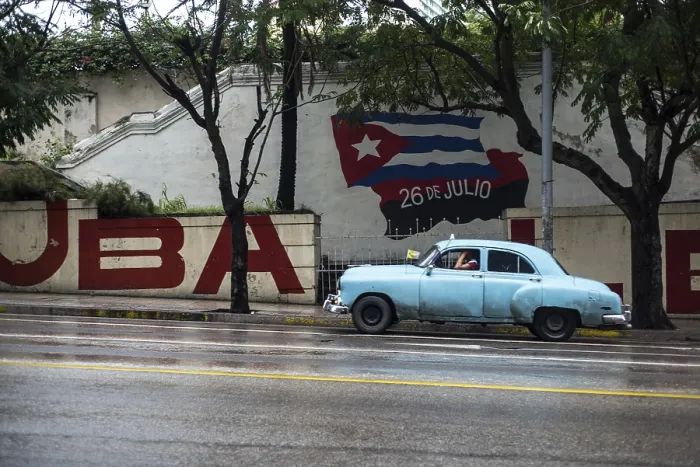 Framed Print : Street scene on rainy day in Havana, Cuba