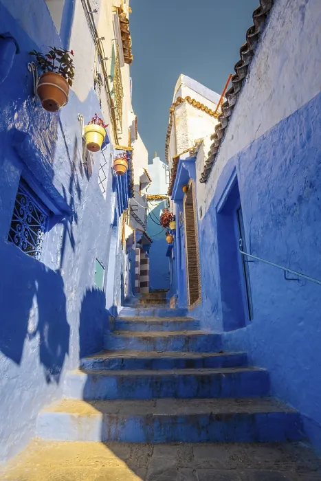 Framed Print : Street View of Blue City houses in Chefchaouen