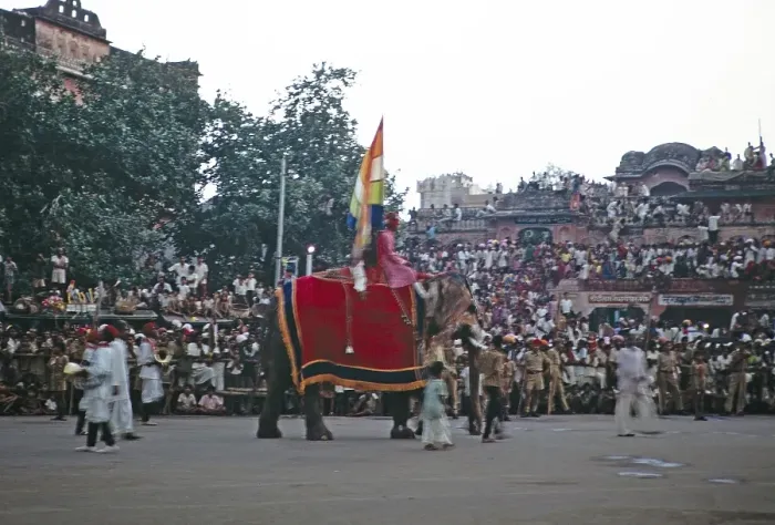 Framed Print : Streets full of people at the annual festival parade, Jaipur, Rajasthan, India, 1971 Elephant procession, Asia Framed Print : Streets full of people at the annual festival parade, Jaipur, Rajasthan, India, 1971 Elephant procession, Asia