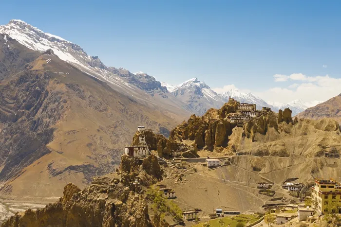 Framed Print : The stunning Dhankar cliff old monastery in Spiti Valley amongst the mountains of the Himalayas in Dhankar