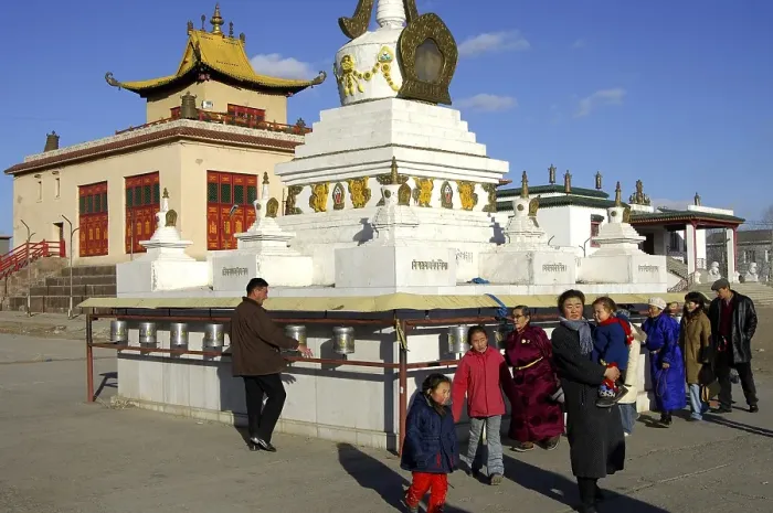 Framed Print : Stupa and Dechengalpa datsan Gandan Monastery Ulaan-Baatar Mongolia