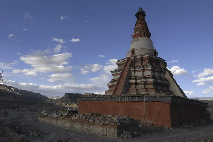 Framed Print : Stupa near Toling Temple in the ancient Guge Kingdom