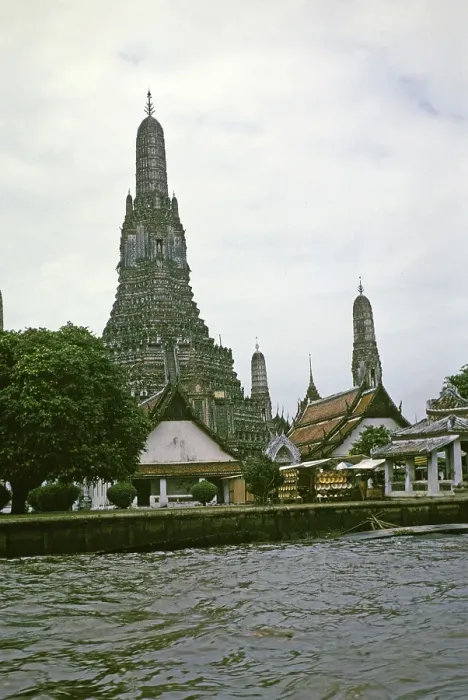 Framed Print : Stupas des buddhistischen Tempels Wat Arun, Bangkok, Thailand, Asien im Jahr 1964, Asia Framed Print : Stupas des buddhistischen Tempels Wat Arun, Bangkok, Thailand, Asien im Jahr 1964, Asia