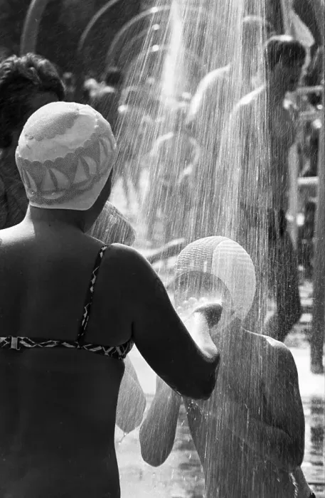 Framed Print : The summer of 1976 brought lots of sunshine and full swimming pools
