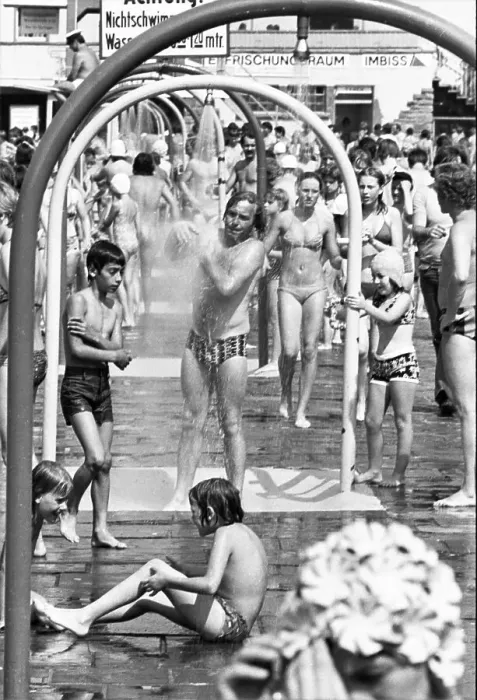 Framed Print : The summer of 1976 brought lots of sunshine and full swimming pools