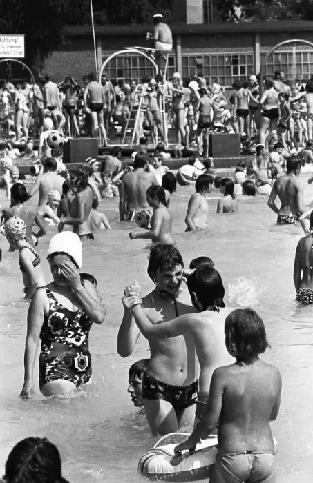 Framed Print : The summer of 1976 brought lots of sunshine and full swimming pools Framed Print : The summer of 1976 brought lots of sunshine and full swimming pools