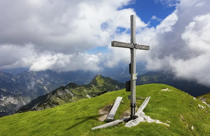 Framed Print : Summit cross on the Gamsfeld, Russbach