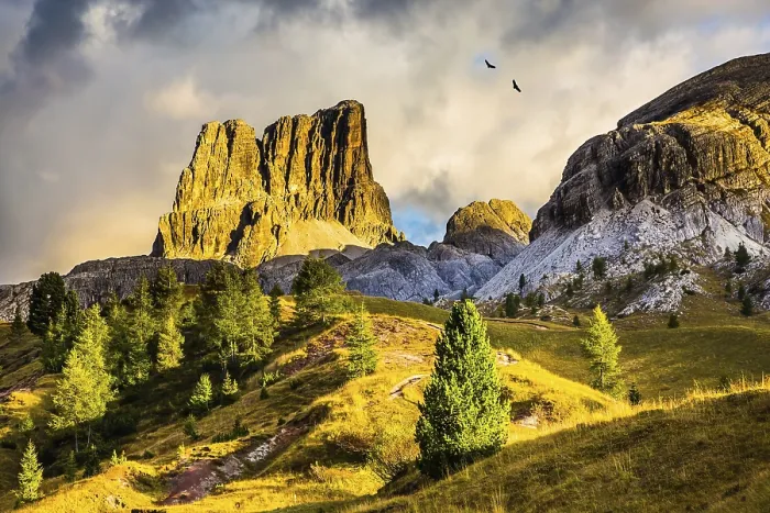 Framed Print : Last sunny day of fall. Concept of active and extreme tourism