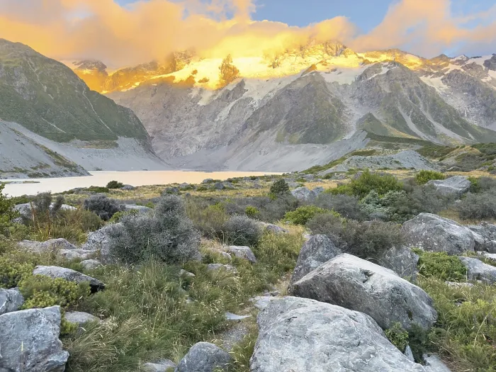 Framed Print : Sunrise on the Hooker Valley Track hiking trail Framed Print : Sunrise on the Hooker Valley Track hiking trail