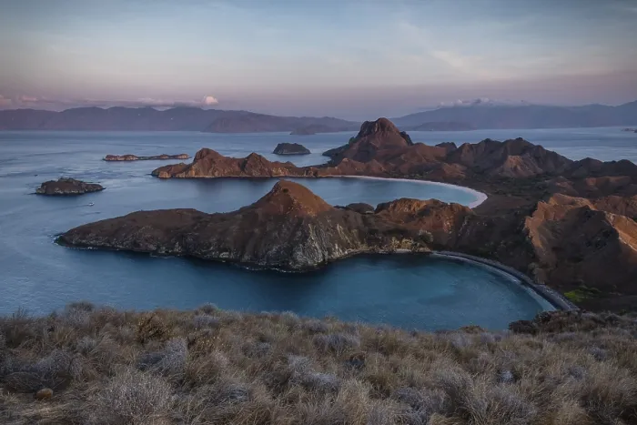 Framed Print : Sunrise on Padar Island, Island World Framed Print : Sunrise on Padar Island, Island World