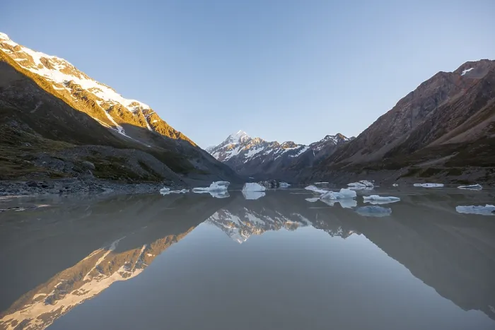 Framed Print : Sunrise, reflection in Hooker Lake