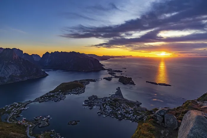Framed Print : Sunrise at Reinebringen, Lofoten, Nordland, Norway Framed Print : Sunrise at Reinebringen, Lofoten, Nordland, Norway