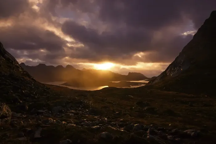 Framed Print : Sunrise over the Ryten mountain near Kvalvika Bay Framed Print : Sunrise over the Ryten mountain near Kvalvika Bay