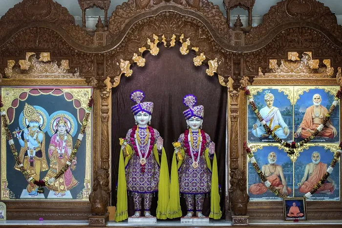 Framed Print : Swaminarayan Temple, Sabarkantha Framed Print : Swaminarayan Temple, Sabarkantha