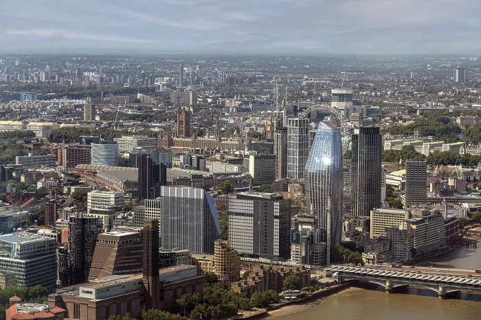 Framed Print : Sweeping views of the city with modern and historic skyscrapers and the River Thames