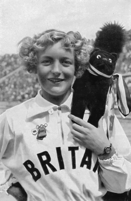 Framed Print : Swimming, English swimmer Ruthley Moris-Hancock with her lucky charms