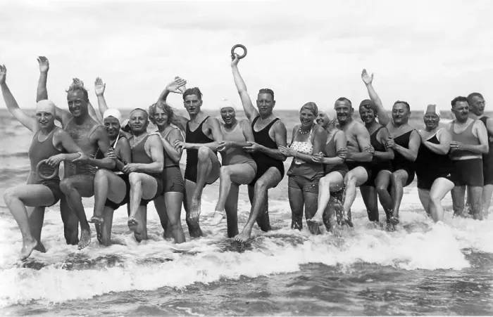 Framed Print : Swimming fun in the sea, historical photo Framed Print : Swimming fun in the sea, historical photo