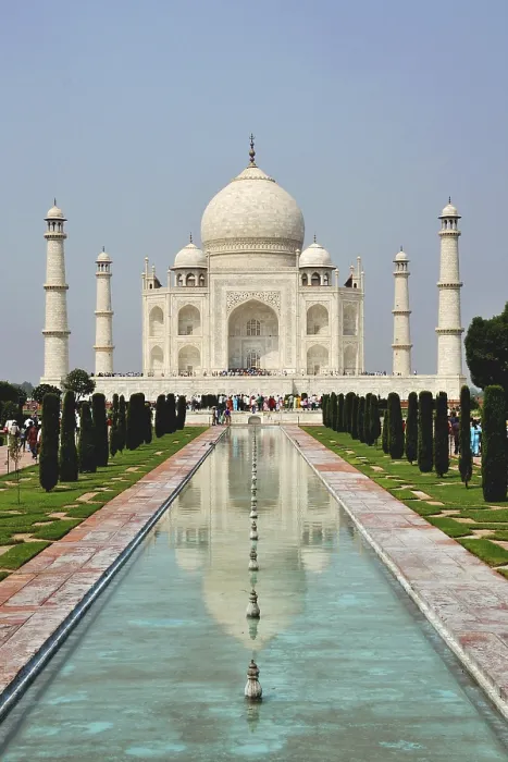 Framed Print : The taj mahal at agra India