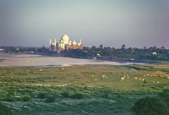 Framed Print : Taj Mahal, UNESCO World Heritage Site, Agra, Uttar Pradesh, India seen from a distance in 1974 Framed Print : Taj Mahal, UNESCO World Heritage Site, Agra, Uttar Pradesh, India seen from a distance in 1974
