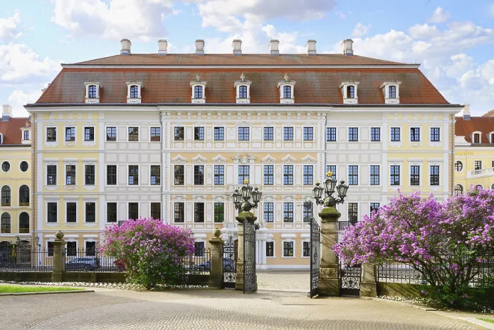 Framed Print : Taschenbergpalais, Dresden City Center