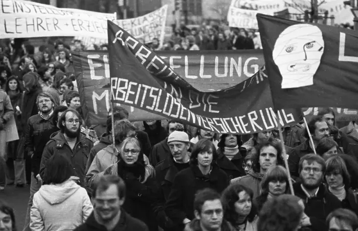 Framed Print : Against teacher unemployment, more than 5000 paedagogues