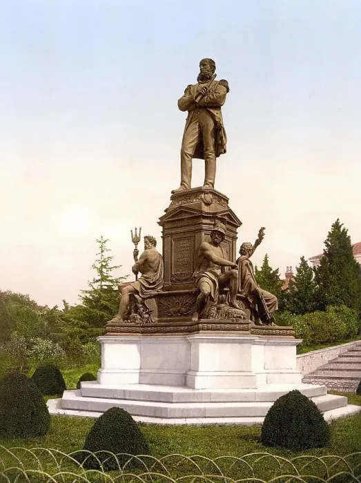 Framed Print : The Tegetthoff Monument of Pola