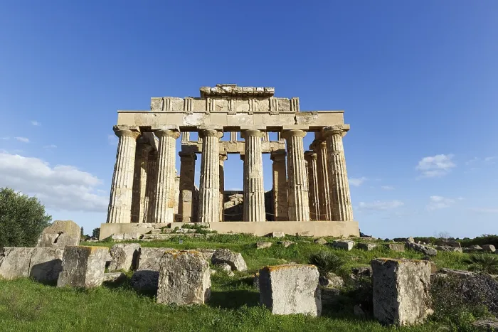 Framed Print : Temple E, Temple of Hera in the ancient Greek city of Selinunte