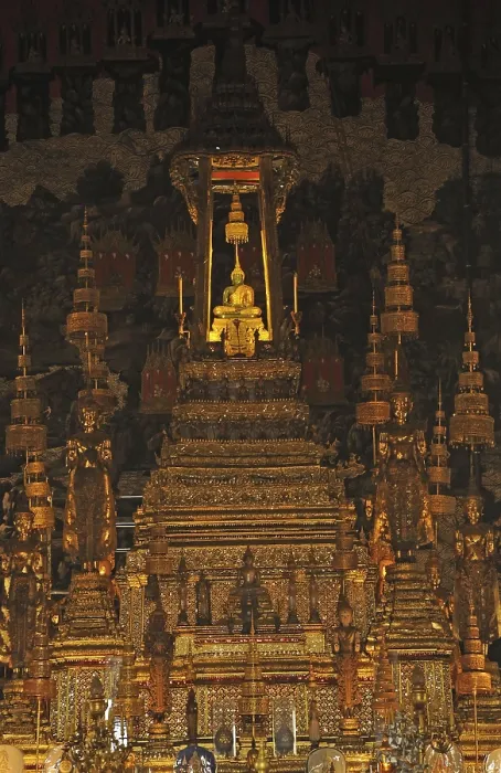 Framed Print : Temple of the Emerald Buddha Framed Print : Temple of the Emerald Buddha