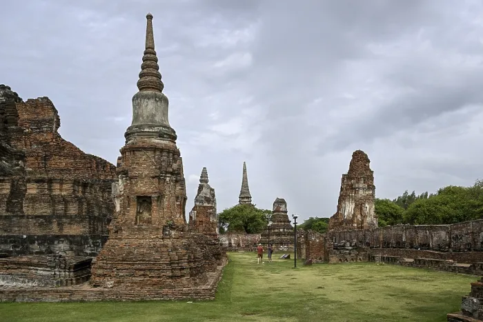 Framed Print : Temple ruins at Wat Mahathat, Temple of the Great and Holy Relic