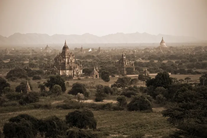 Framed Print : Temples and pagodas in the morning light