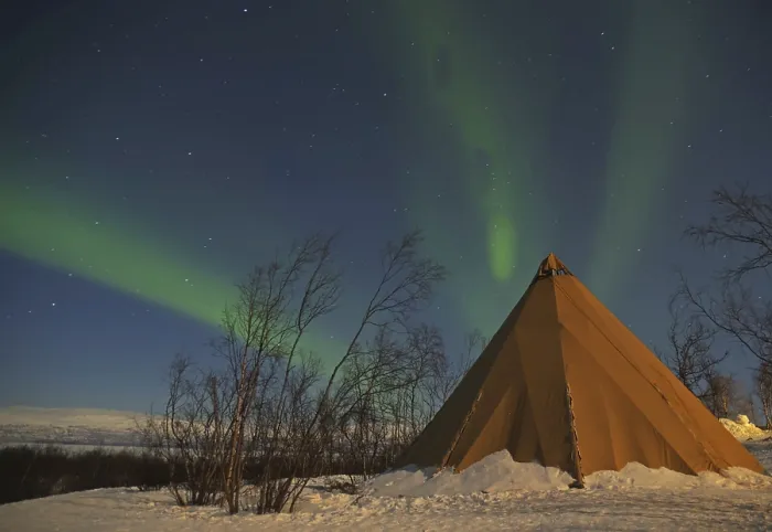 Framed Print : Tent in wintry landscape, Northern Lights