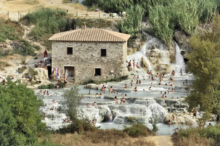 Framed Print : Terme di Saturnia, Cascate del Molino Framed Print : Terme di Saturnia, Cascate del Molino
