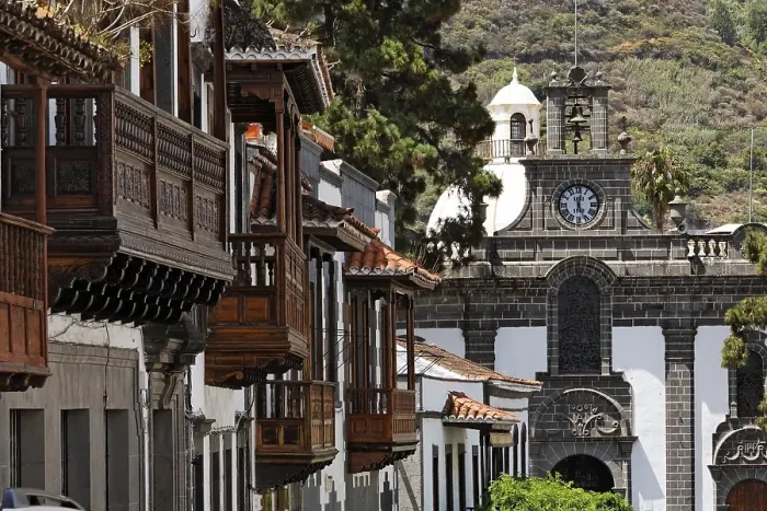 Framed Print : Teror, Basilica de Nuestra Senora del Pino