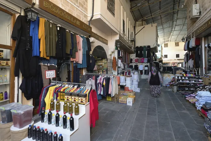 Framed Print : Textile part of the Mardin bazar, Turkey, Asia