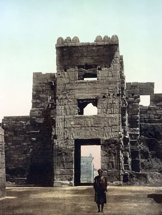 Framed Print : Thebes, Medinet-Abou, the Pavilion Framed Print : Thebes, Medinet-Abou, the Pavilion