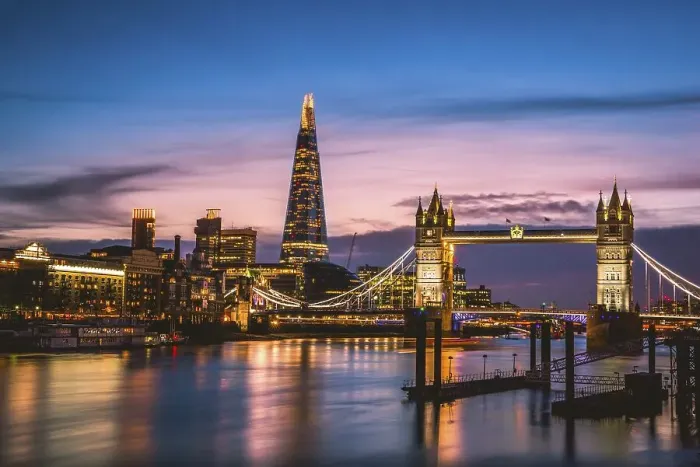 Framed Print : Themse, Tower Bridge, The Shard Framed Print : Themse, Tower Bridge, The Shard