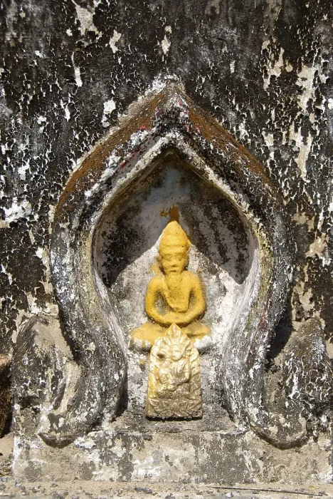 Framed Print : Theravada Buddhism, detail of yellow Buddha figure in meditation posture