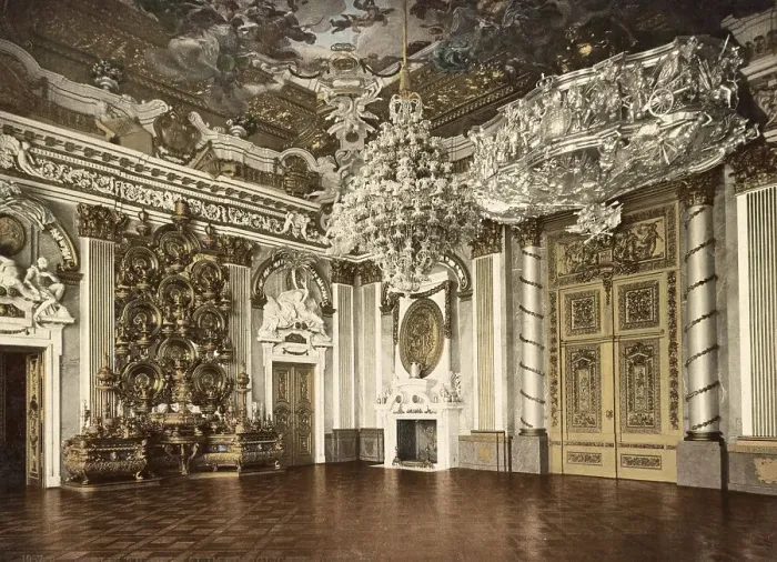 Framed Print : Throne Room, Royal Palace in Berlin Framed Print : Throne Room, Royal Palace in Berlin