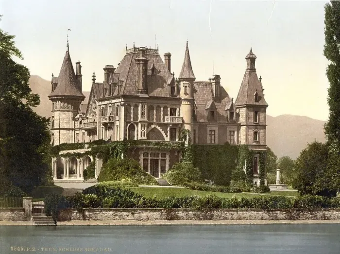 Framed Print : Thun, Schloss Shadau, Bernese Oberland