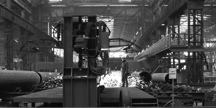 Framed Print : The Thyssen pipe mill, here in Duisburg in 1968