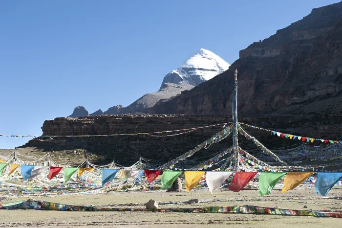 Framed Print : Tibetan Buddhism, Tarboche, a flagpole with colourful prayer flags
