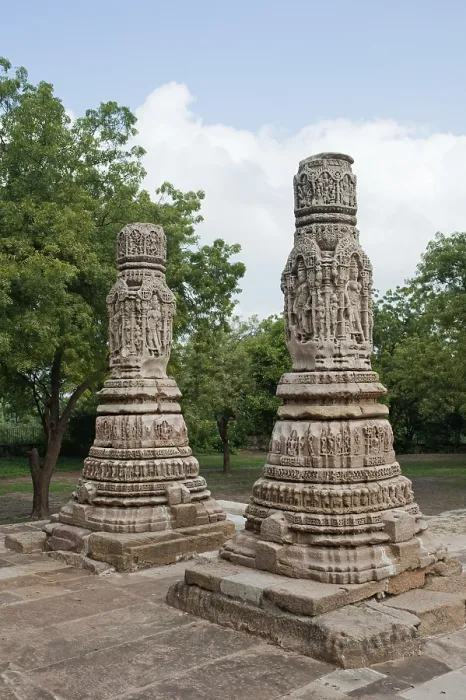 Framed Print : Torana gateway at sun temple in modhera