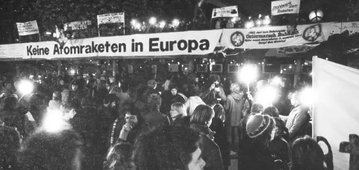 Framed Print : With a torchlight march and a rally in the Westfalenhalle